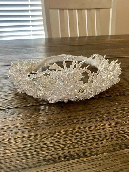 Vintage Women's Wedding Tiara White Faux Crystals Pearls Headpiece Bridal 90's - Picture 2 of 7